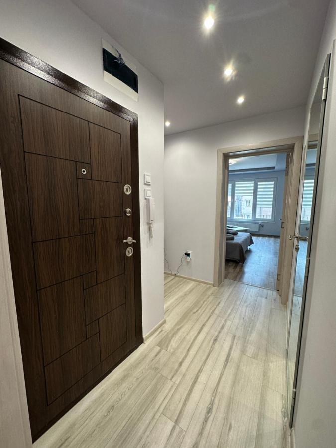 Central Vista Apartment By Mit Sofia Esterno foto