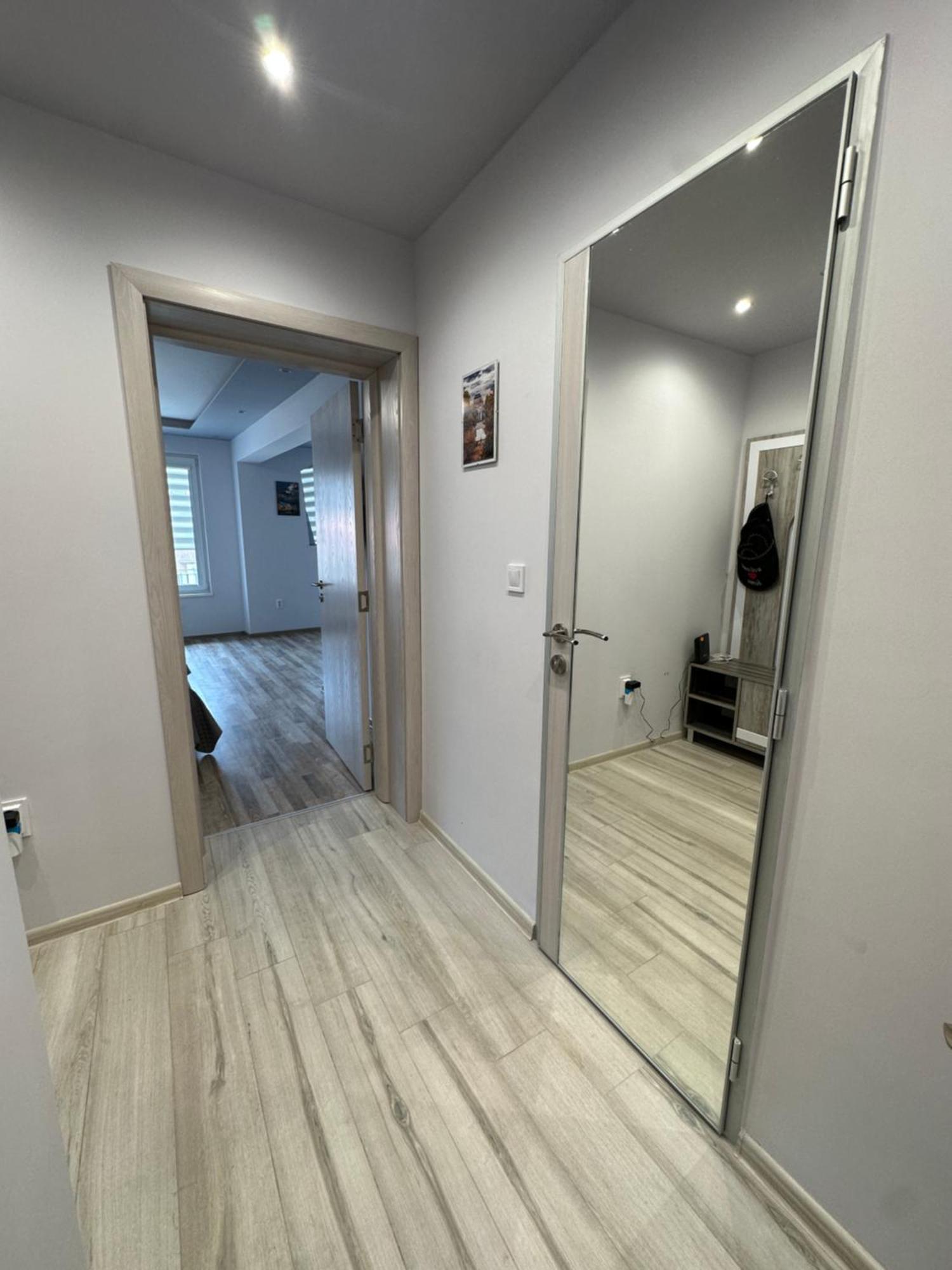Central Vista Apartment By Mit Sofia Esterno foto